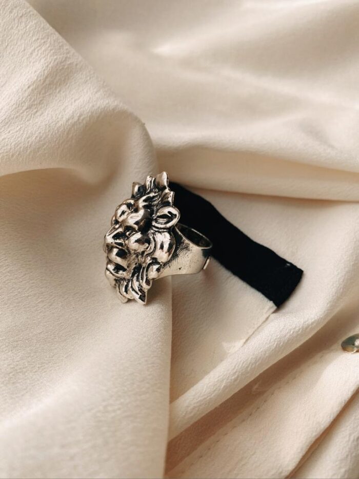 Collezione "Divenire" - Anello leonessa