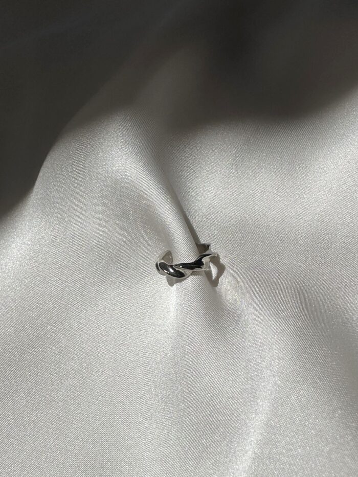 earcuff-Lisa-oro-b Collezione "Essenziale" - Earcuff Lisa - immagine 3