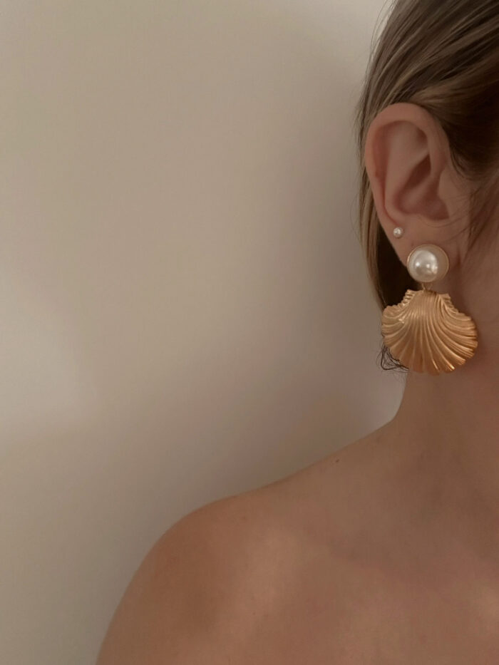 Collezione "Estrosa" - Orecchini Conchiglia - immagine 2