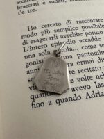 Ciondolo con incisione in argento 800