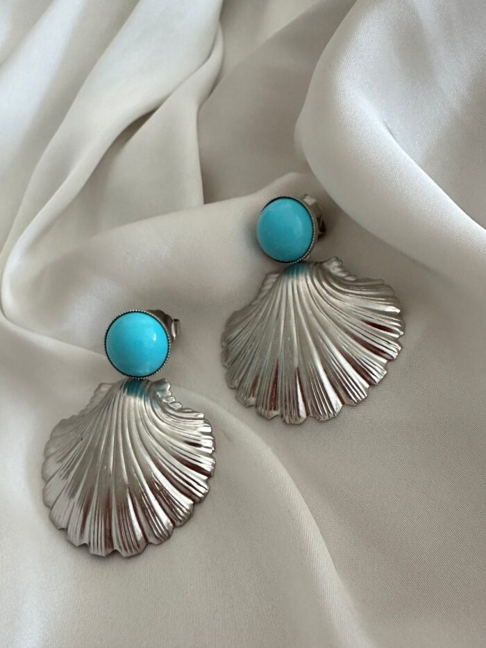 Collezione "Estrosa" - Orecchini conchiglia (pasta di turchese/ di corallo) - immagine 2