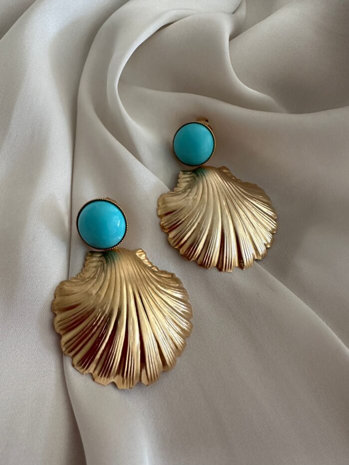 Collezione "Estrosa" - Orecchini conchiglia (pasta di turchese/ di corallo) - immagine 1