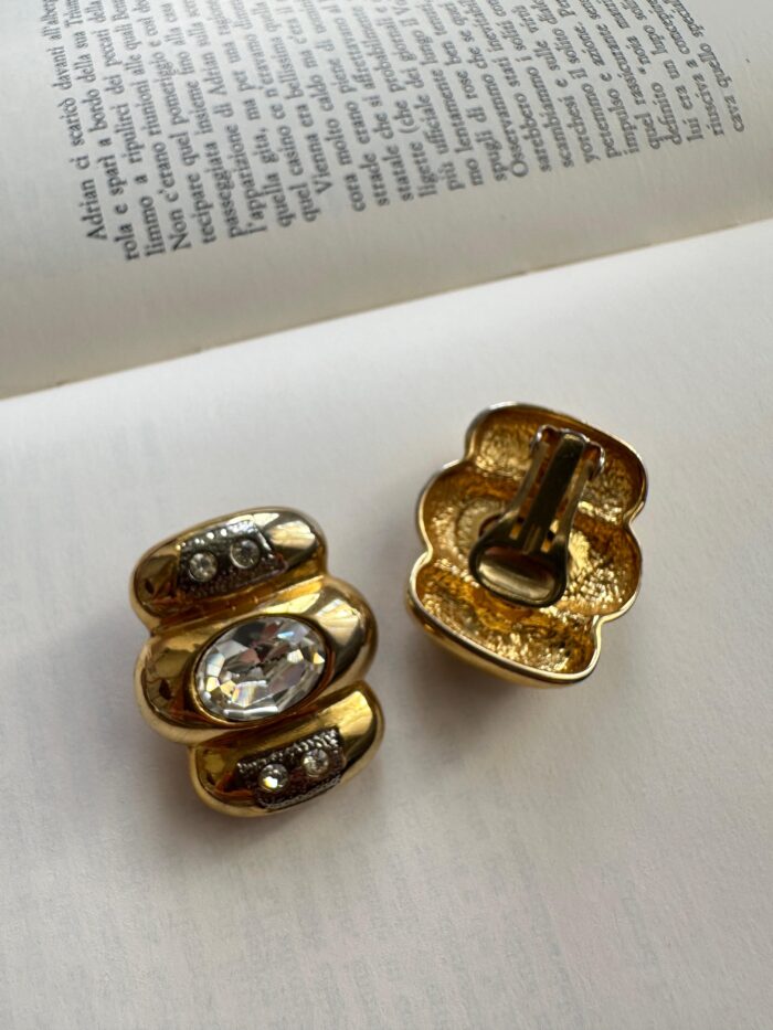 PHOTO-2025-01-27-10-31-06 Orecchini a bottone con Swarovski (clips) - immagine 2