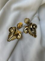 Orecchini Capitello con Swarovski e perle - immagine 2