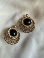 Orecchini con Swarovski e resina (clip)