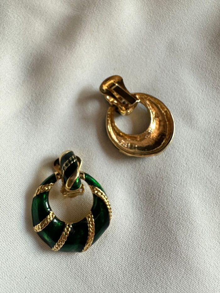 Orecchini smaltati con clips - immagine 2