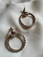 Cerchi in ottone con Swarovski bianchi (perno) - immagine 2