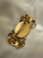 Spilla con perla big, perline e Swarovski - immagine 2