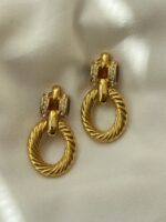 Orecchini con Swarovski e smalto con clips