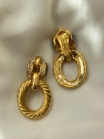 Orecchini con Swarovski e smalto con clips - immagine 3