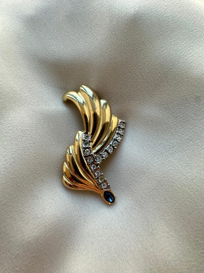 Spilla con pietrina blu e Swarovski - immagine 1