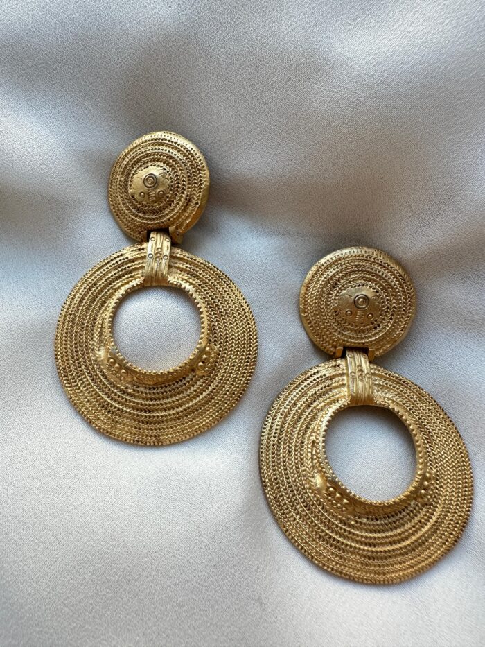 PHOTO-2025-10-07-16-43-39 2 Orecchini doppio cerchio opachi - immagine 1