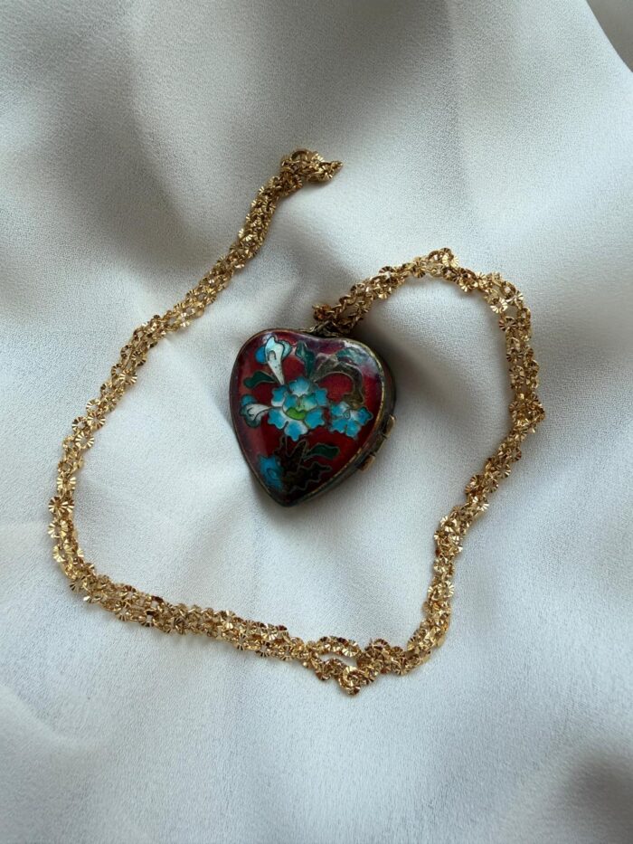 Collana con ciondolo scatolina cloisonnè ed. vintage 1920 - rosso e azzurro - immagine 3