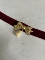 Choker con fiocco e perla - immagine 2