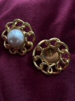 Orecchini modello Chanel piccoli - immagine 2