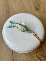 Collana con ciondolo Carpa Koi azzurro